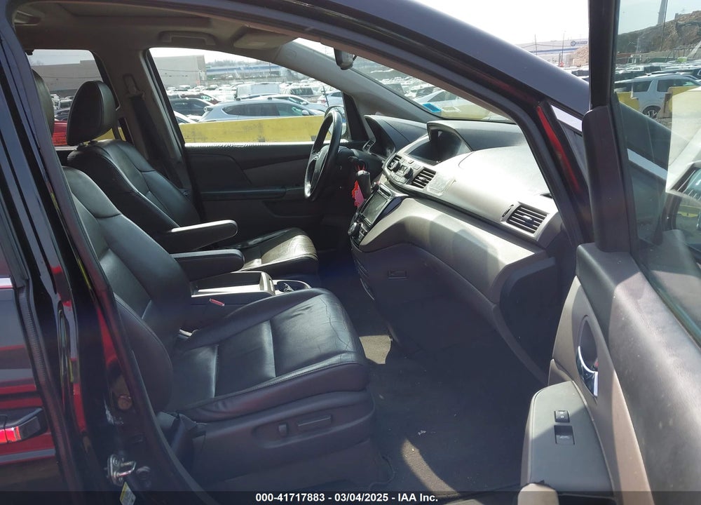 2016 HONDA ODYSSEY EX-L VIN: 5FNRL5H67GB004224