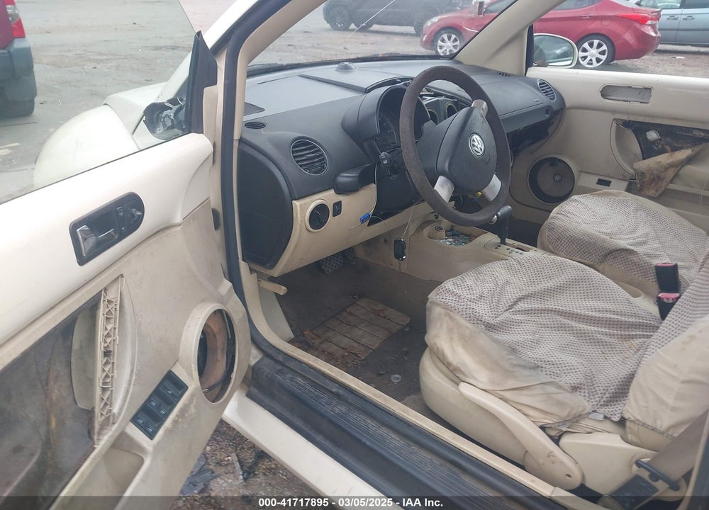 2008 VOLKSWAGEN NEW BEETLE VIN: 3VWPF31Y68M414182