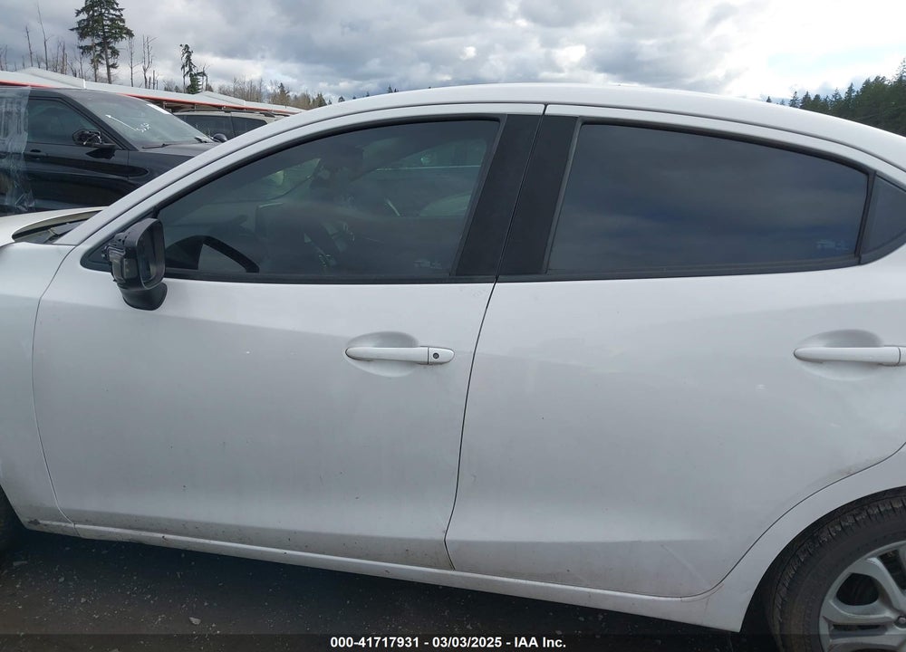 2018 TOYOTA YARIS IA VIN: 3MYDLBYV5JY307502
