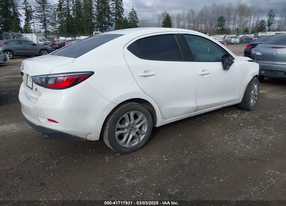 2018 TOYOTA YARIS IA VIN: 3MYDLBYV5JY307502
