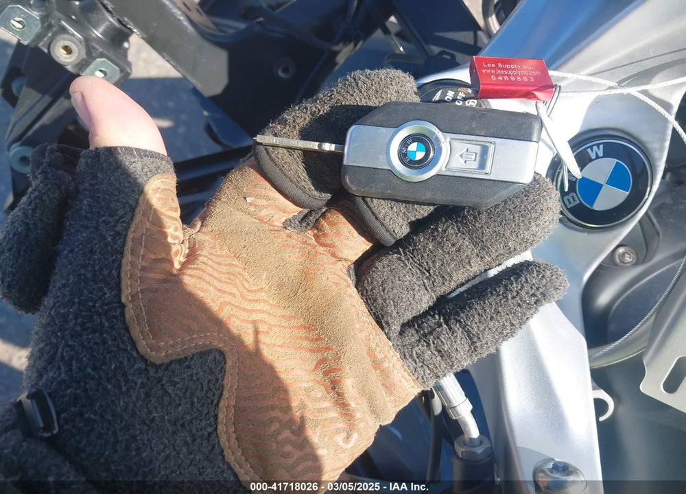 2023 BMW R 1250 RT VIN: WB10L0304P6H46445