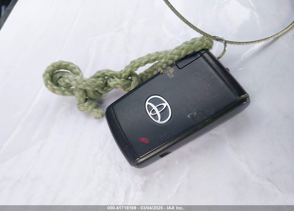 2006 TOYOTA PRIUS VIN: JTDKB20U967506282