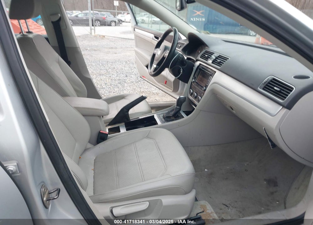 2012 VOLKSWAGEN PASSAT VIN: 1VWBN7A35CC039288