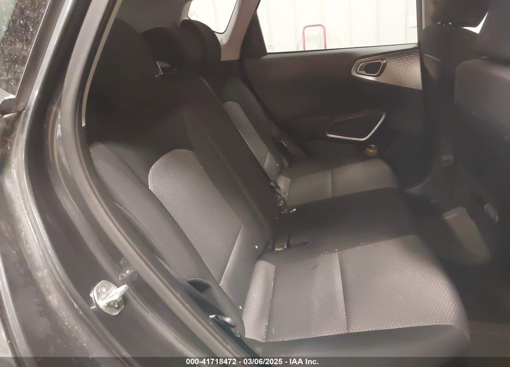 2020 KIA SOUL LX VIN: KNDJ23AU4L7729082
