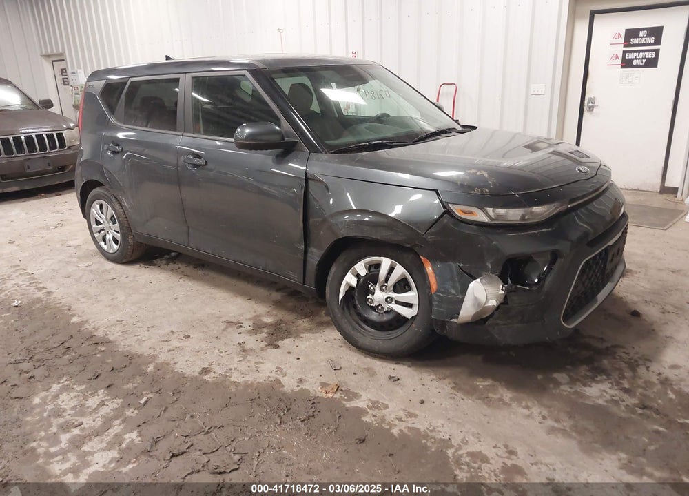 2020 KIA SOUL LX VIN: KNDJ23AU4L7729082