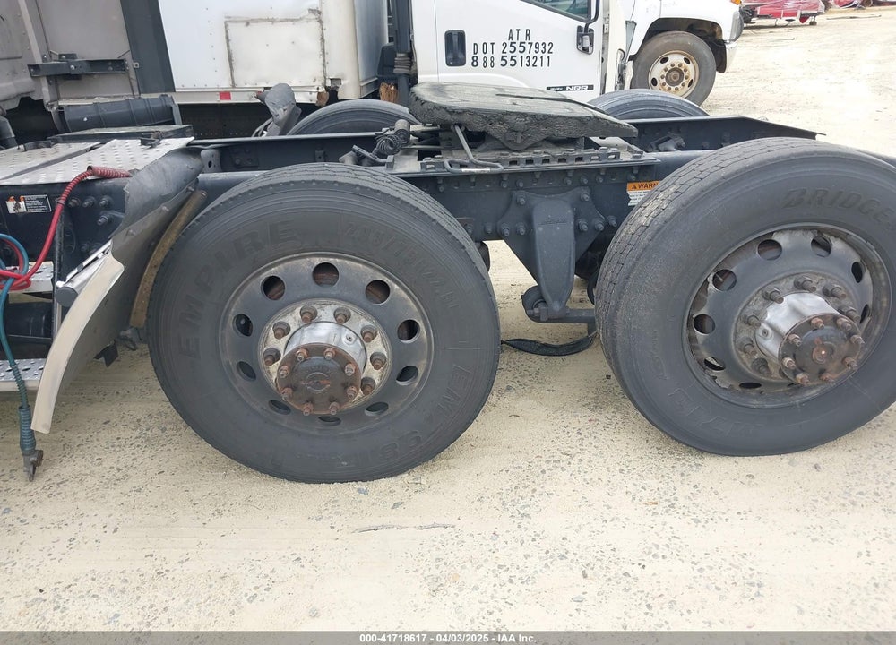 2014 FREIGHTLINER CASCADIA 125 --- VIN: 3AKJGLD53ESFK3767
