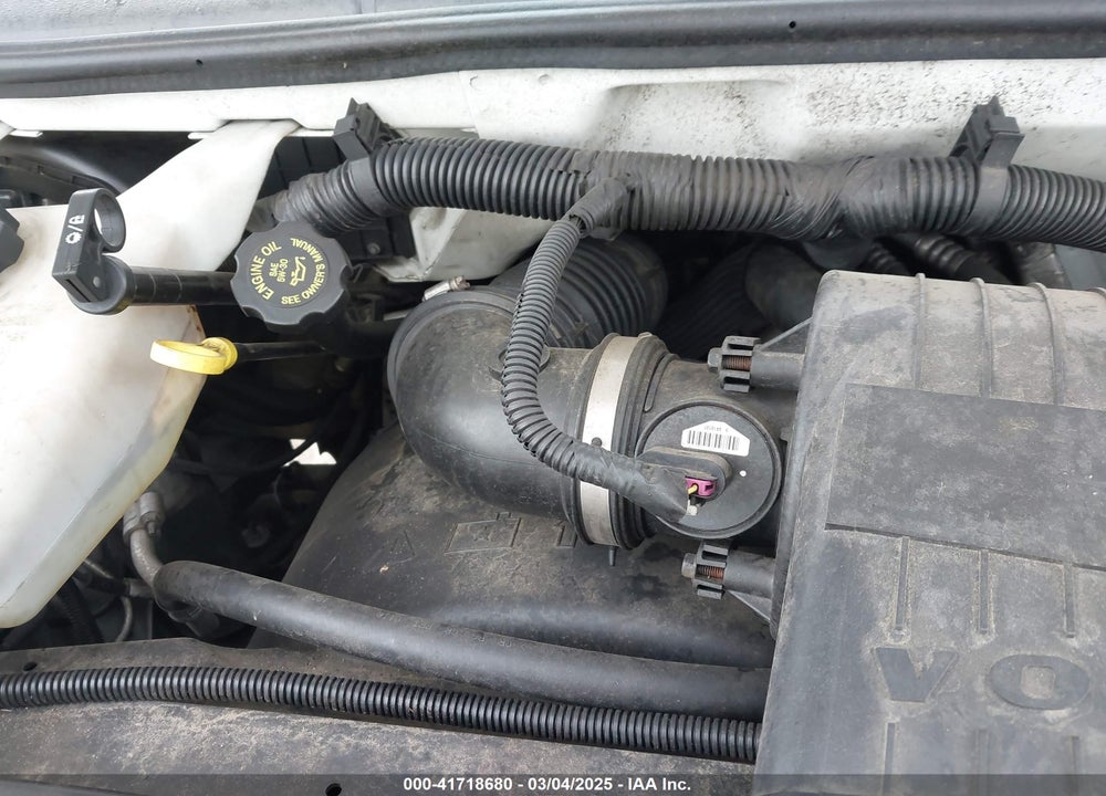 2010 CHEVROLET EXPRESS 1500 VIN: 1GCUGADX2A1183133