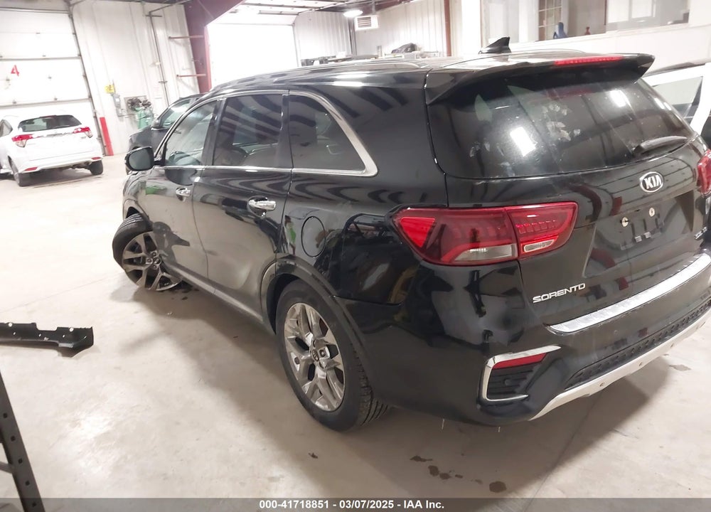 2019 KIA SORENTO VIN: 5XYPKDA52KG462194