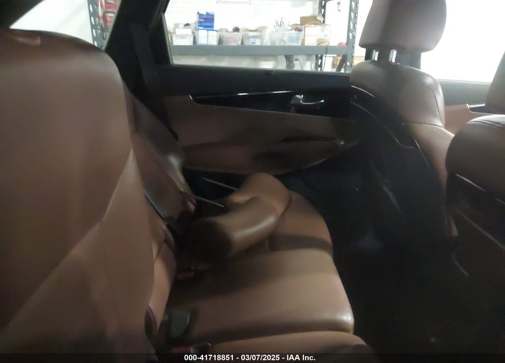 2019 KIA SORENTO VIN: 5XYPKDA52KG462194