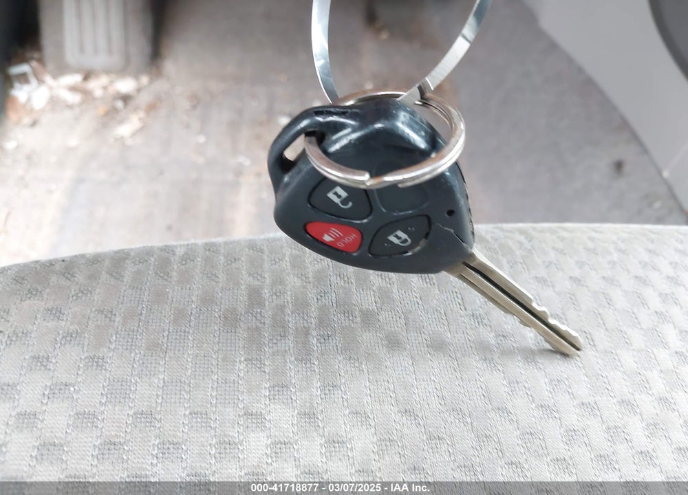 2007 TOYOTA RAV4 VIN: JTMZD33V175062041