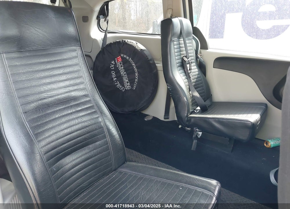 2014 DODGE GRAND CARAVAN SXT VIN: 2C4RDGCG5ER122055