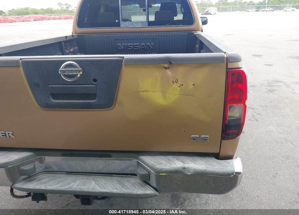 2005 NISSAN FRONTIER SE VIN: 1N6AD06UX5C429054