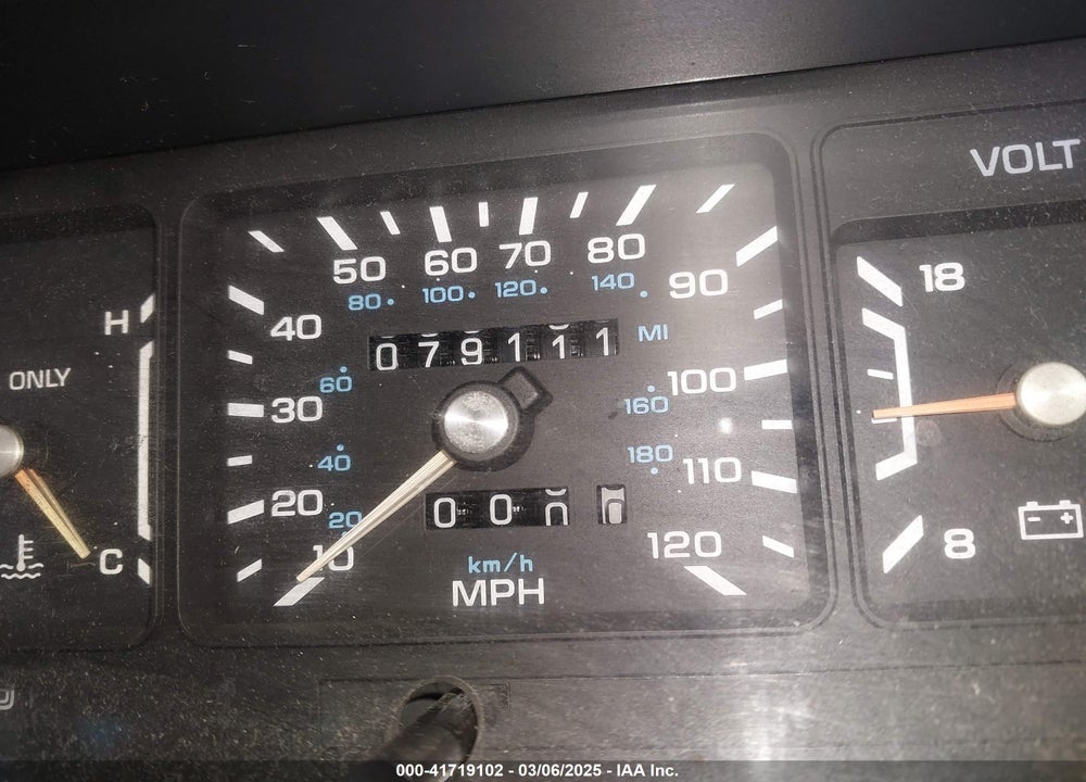 1990 CHRYSLER SALON VIN: 1C3XC46R0LD724193