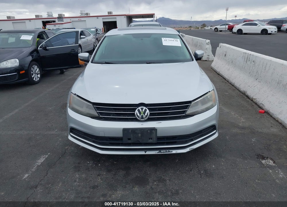 2015 VOLKSWAGEN JETTA 1.8T SE VIN: 3VWD17AJ7FM226182