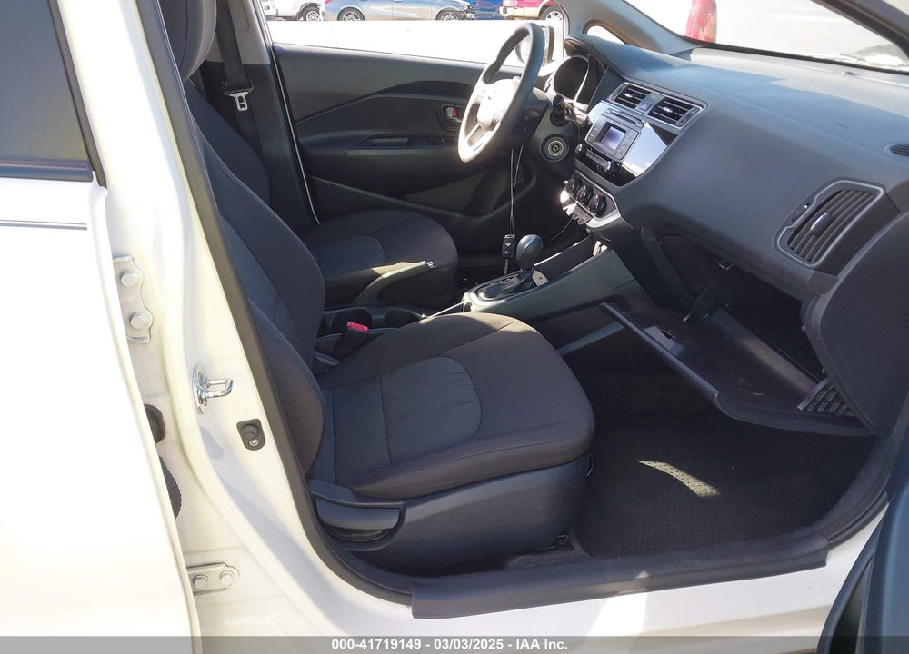 2016 KIA RIO VIN: KNADM4A39G6586904