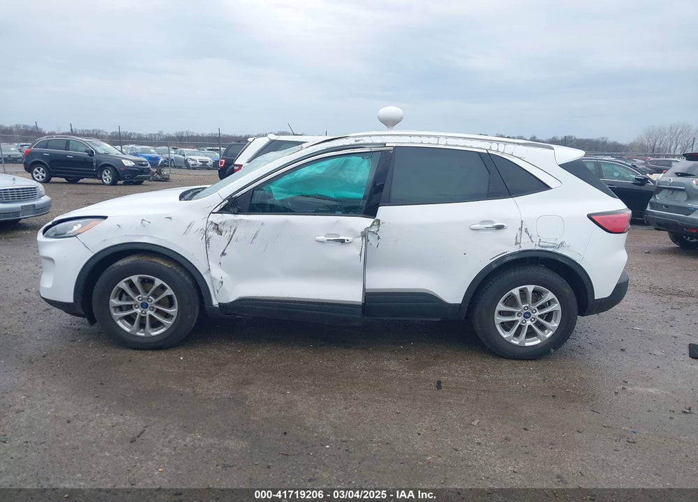 2022 FORD ESCAPE VIN: 1FMCU9G60NUB23051