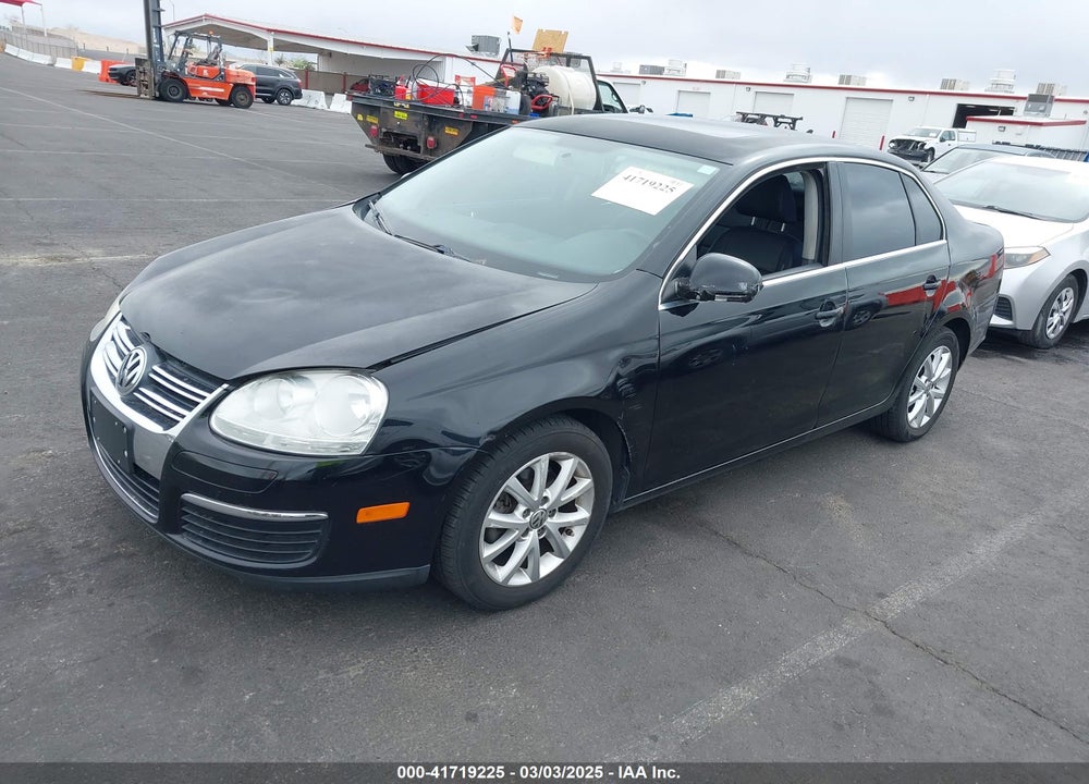 2010 VOLKSWAGEN JETTA VIN: 3VWRZ7AJ1AM015258