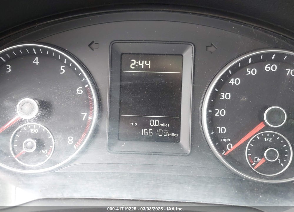 2010 VOLKSWAGEN JETTA VIN: 3VWRZ7AJ1AM015258