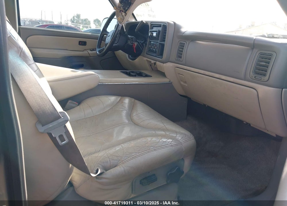 2001 GMC YUKON VIN: 1GKEC13TX1J138735