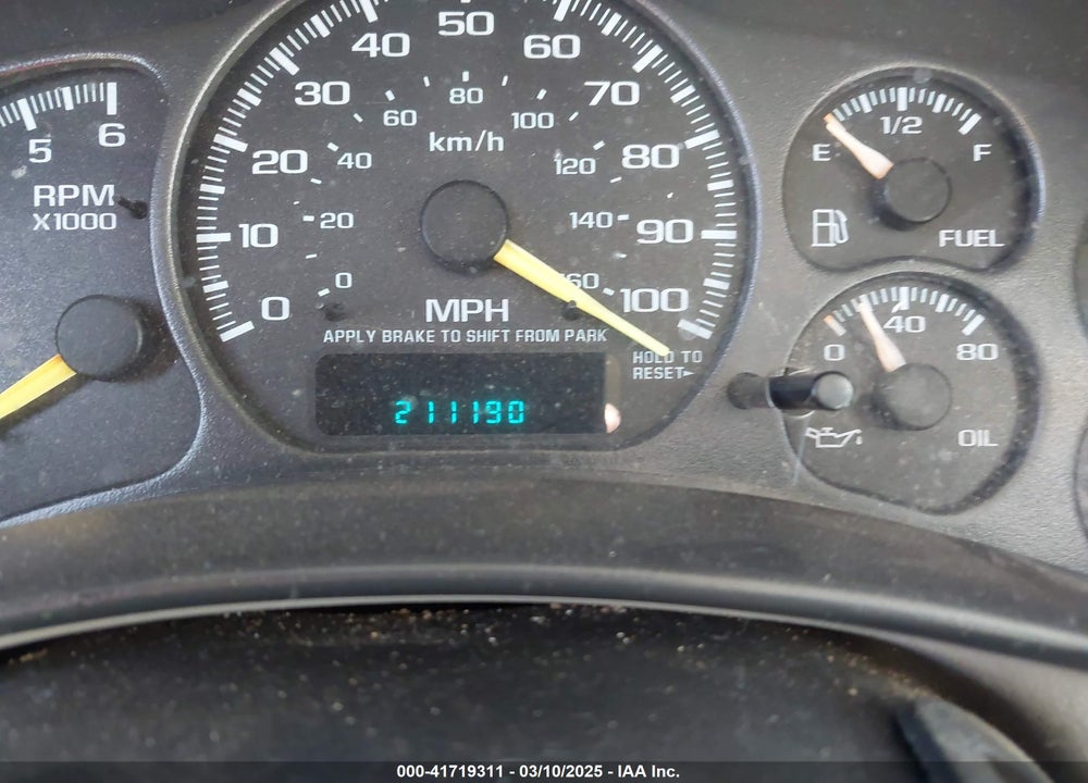 2001 GMC YUKON VIN: 1GKEC13TX1J138735