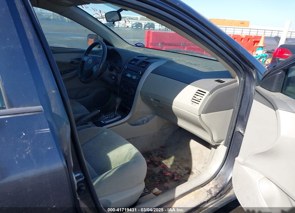 2010 TOYOTA COROLLA LE VIN: 1NXBU4EE0AZ213142