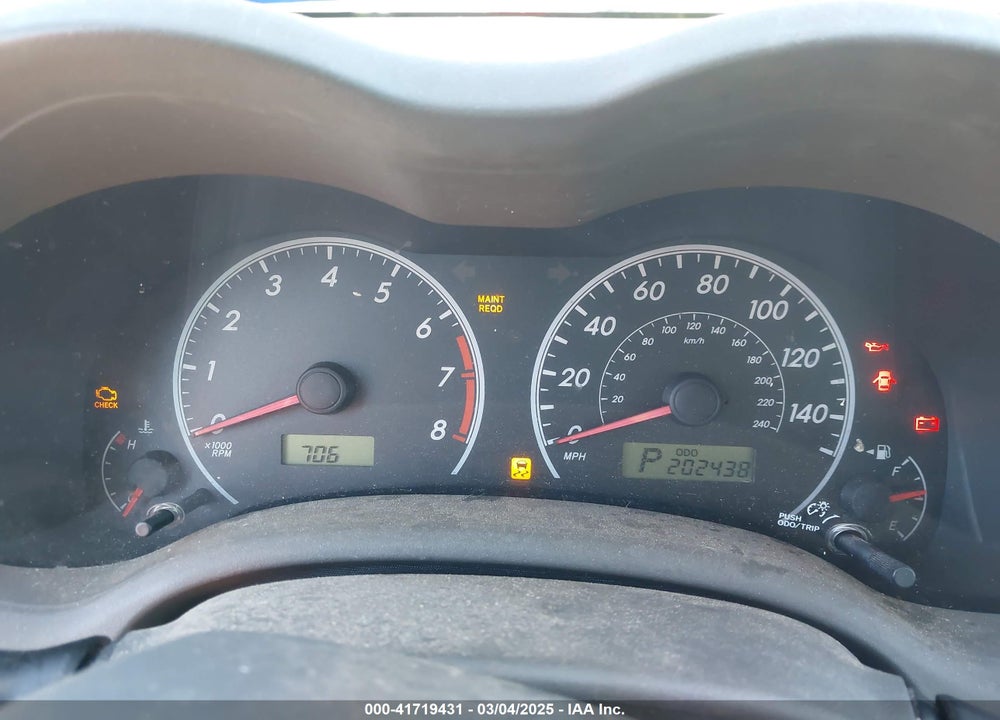 2010 TOYOTA COROLLA LE VIN: 1NXBU4EE0AZ213142