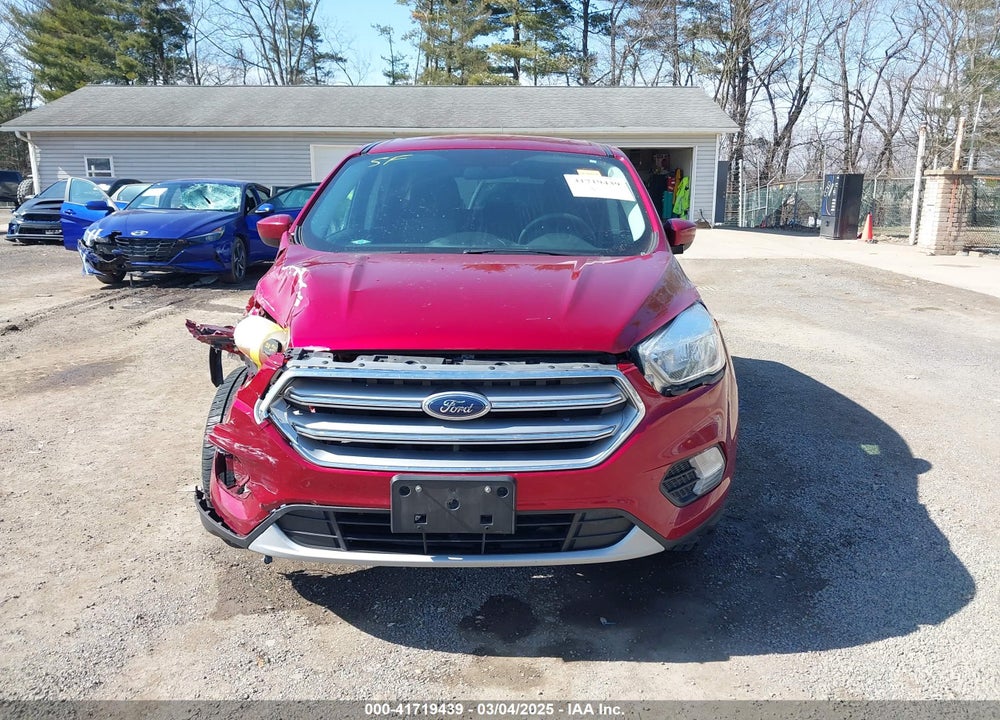 2017 FORD ESCAPE SE VIN: 1FMCU9GD5HUE71186