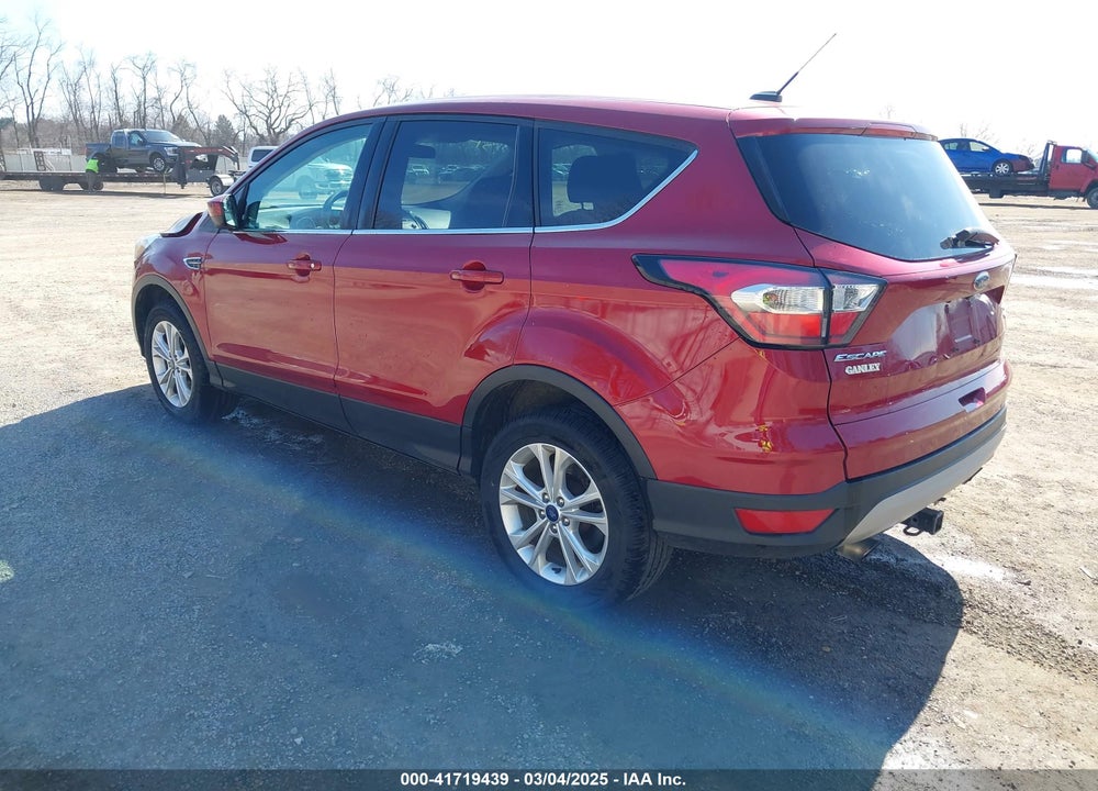 2017 FORD ESCAPE SE VIN: 1FMCU9GD5HUE71186