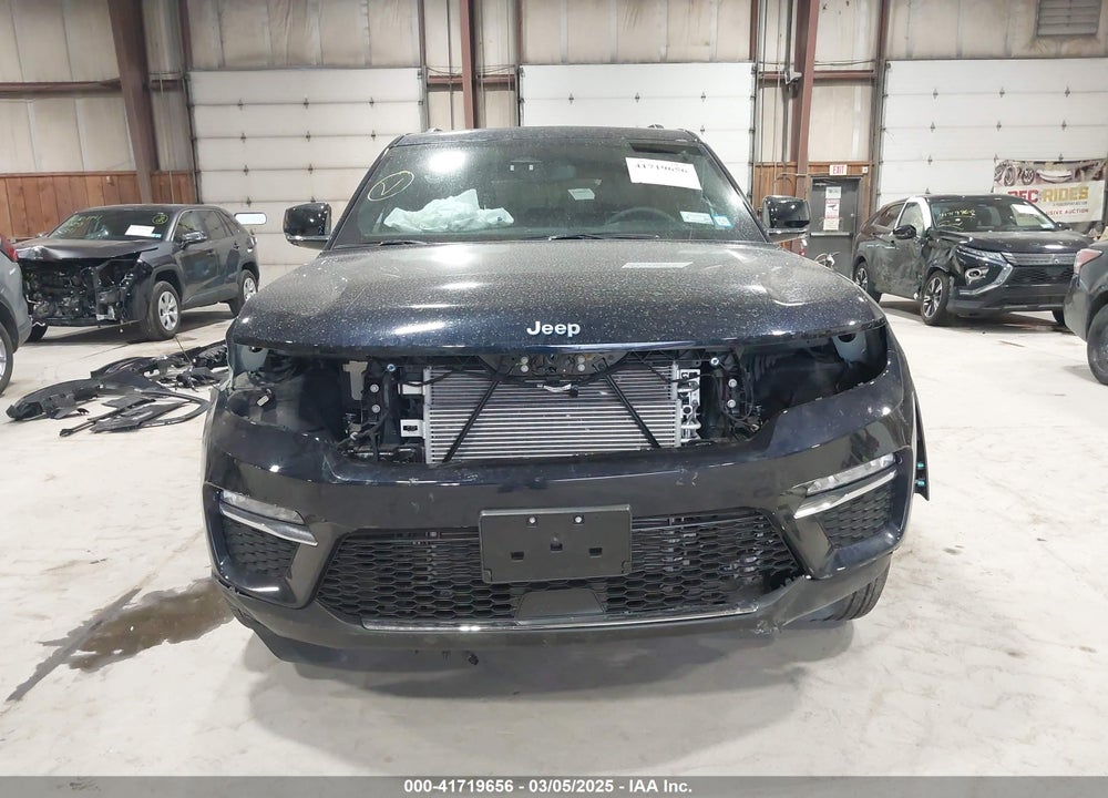 2024 JEEP GRAND CHEROKEE 4XE VIN: 1C4RJYB65R8582910