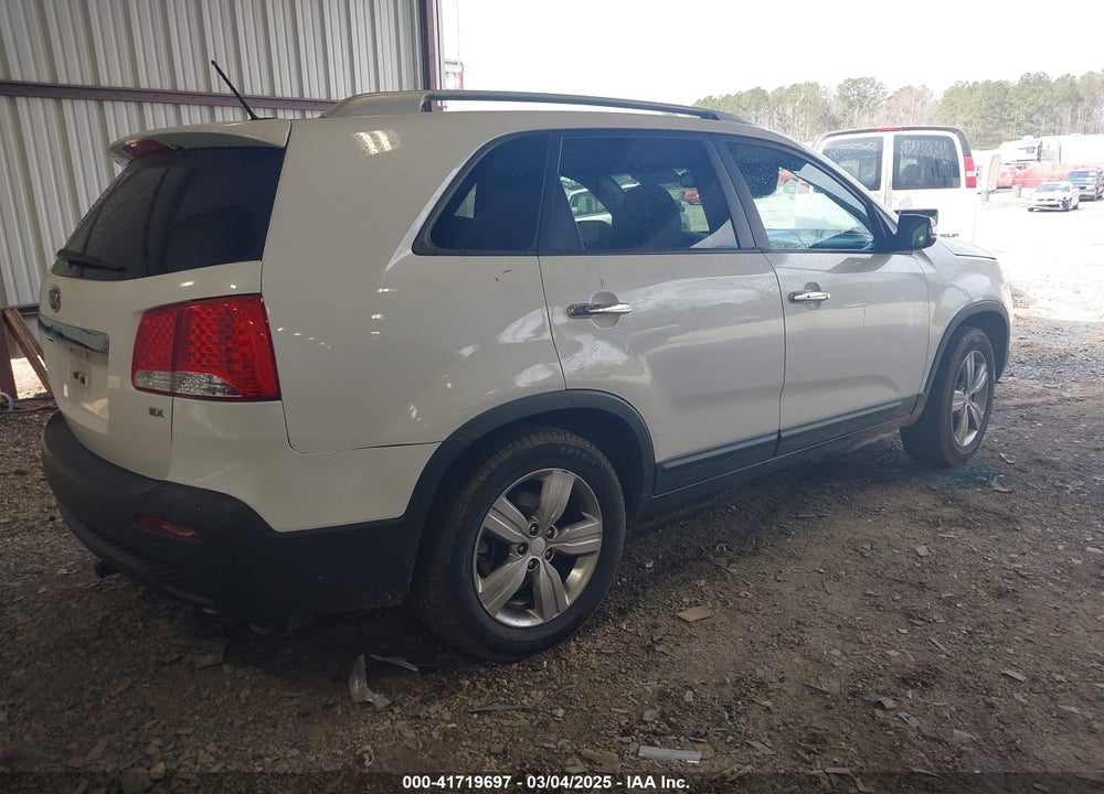 2013 KIA SORENTO EX VIN: 5XYKU3A66DG363307