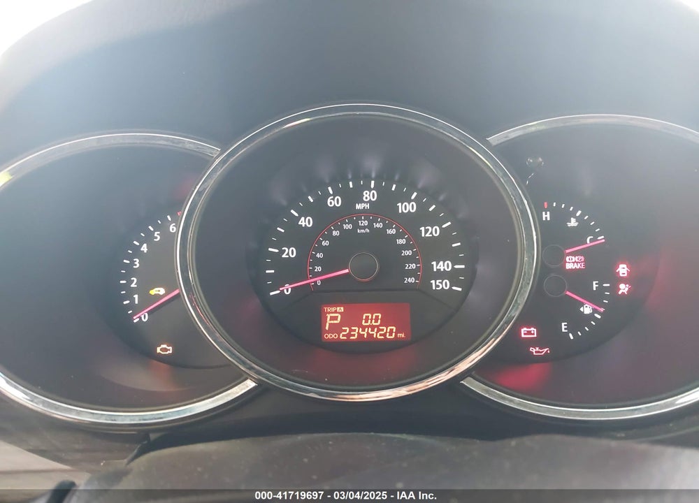 2013 KIA SORENTO EX VIN: 5XYKU3A66DG363307