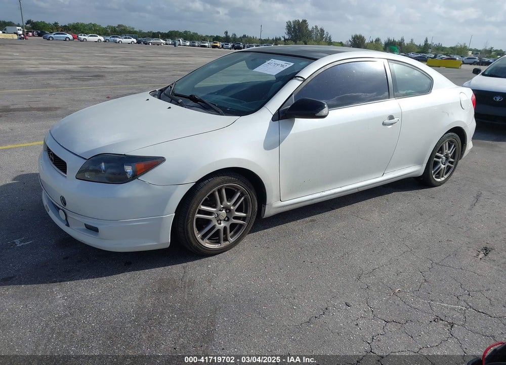 2007 SCION TC VIN: JTKDE167370212813