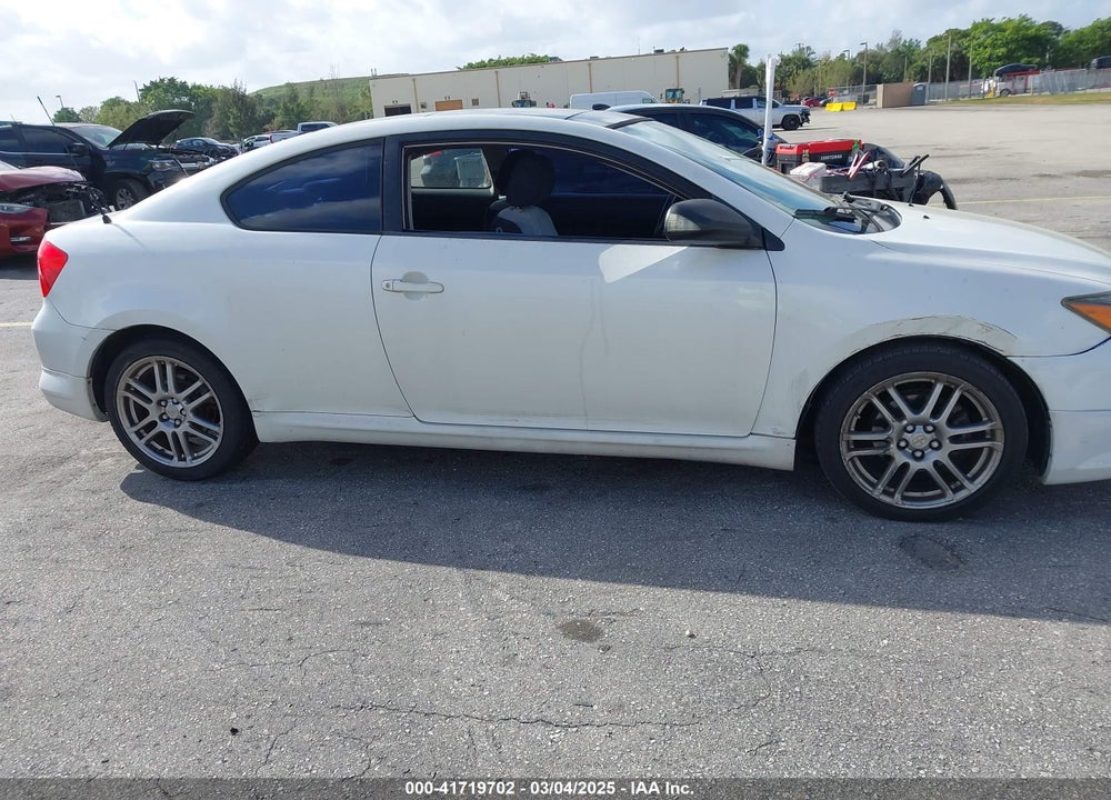 2007 SCION TC VIN: JTKDE167370212813