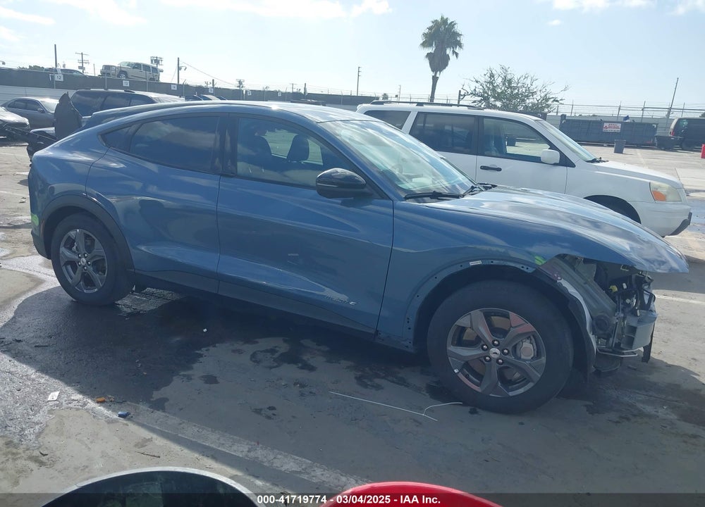 2023 FORD MUSTANG MACH-E SELECT VIN: 3FMTK1RM9PMA00813