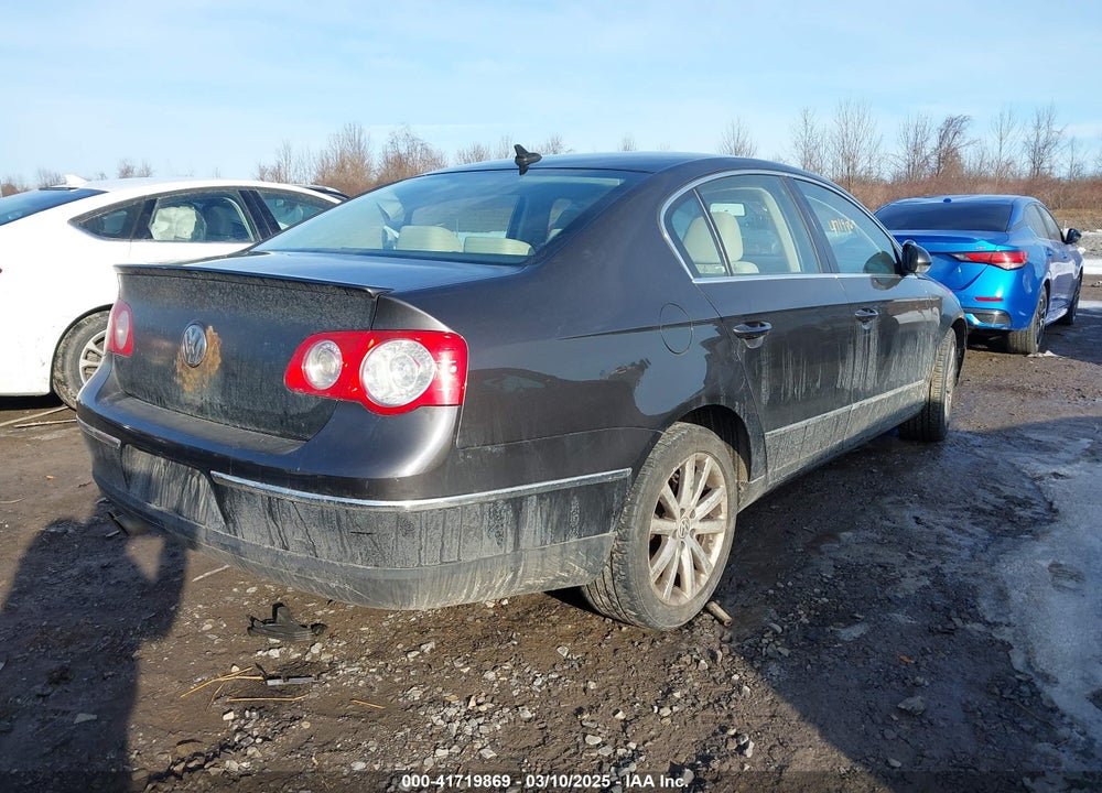 2010 VOLKSWAGEN PASSAT VIN: WVWJK7AN0AE070491