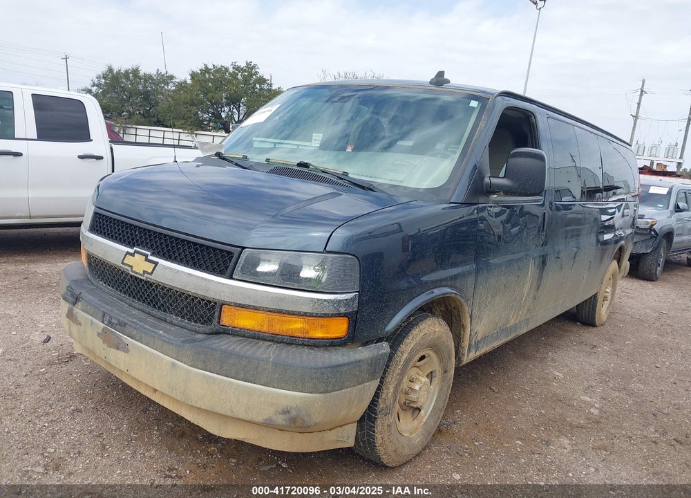 2020 CHEVROLET EXPRESS PASSENGER RWD 3500 EXTENDED WHEELBASE LT VIN: 1GAZGPFG5L1168319