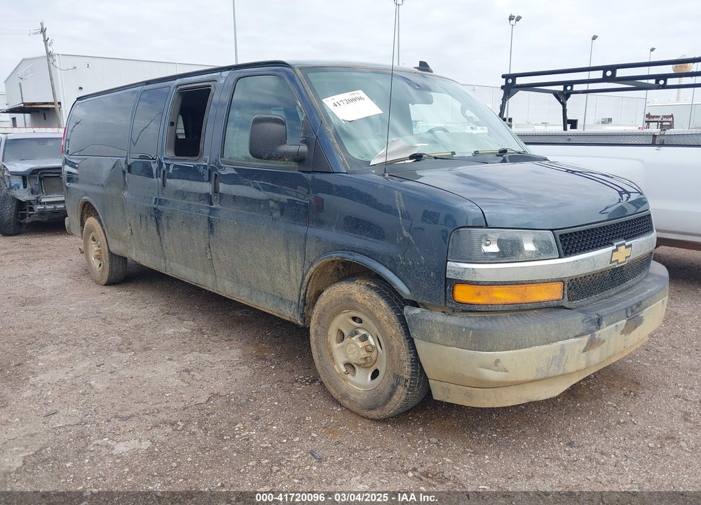 2020 CHEVROLET EXPRESS PASSENGER RWD 3500 EXTENDED WHEELBASE LT VIN: 1GAZGPFG5L1168319