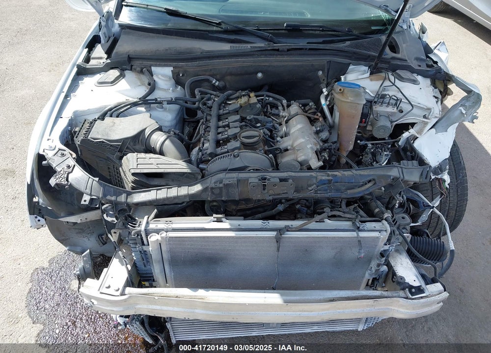 2013 AUDI A4 VIN: WAUBFAFL6DN039194