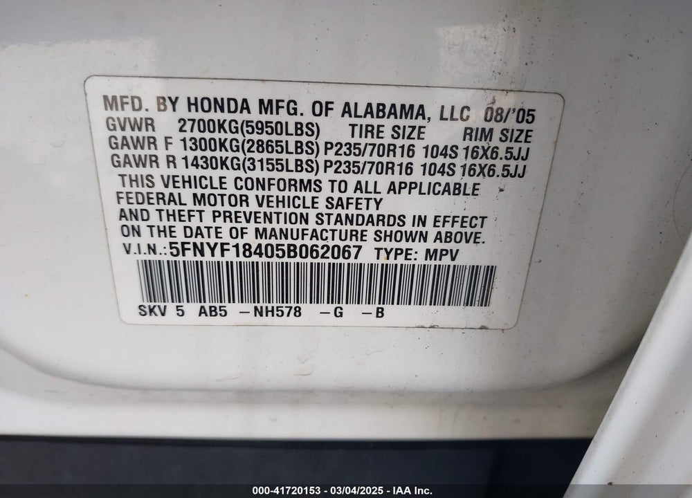 2005 HONDA PILOT EX VIN: 5FNYF18405B062067