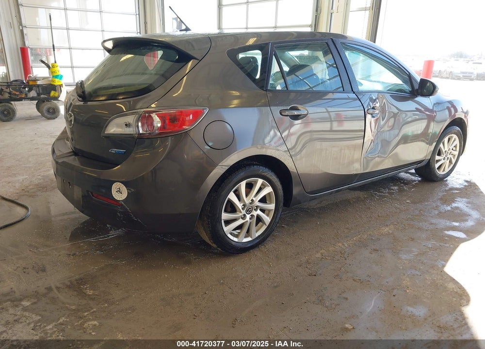 2013 MAZDA MAZDA3 VIN: JM1BL1L70D1810162