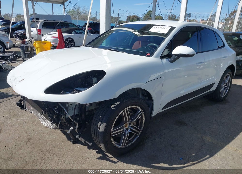 2015 PORSCHE MACAN VIN: WP1AB2A59FLB72666