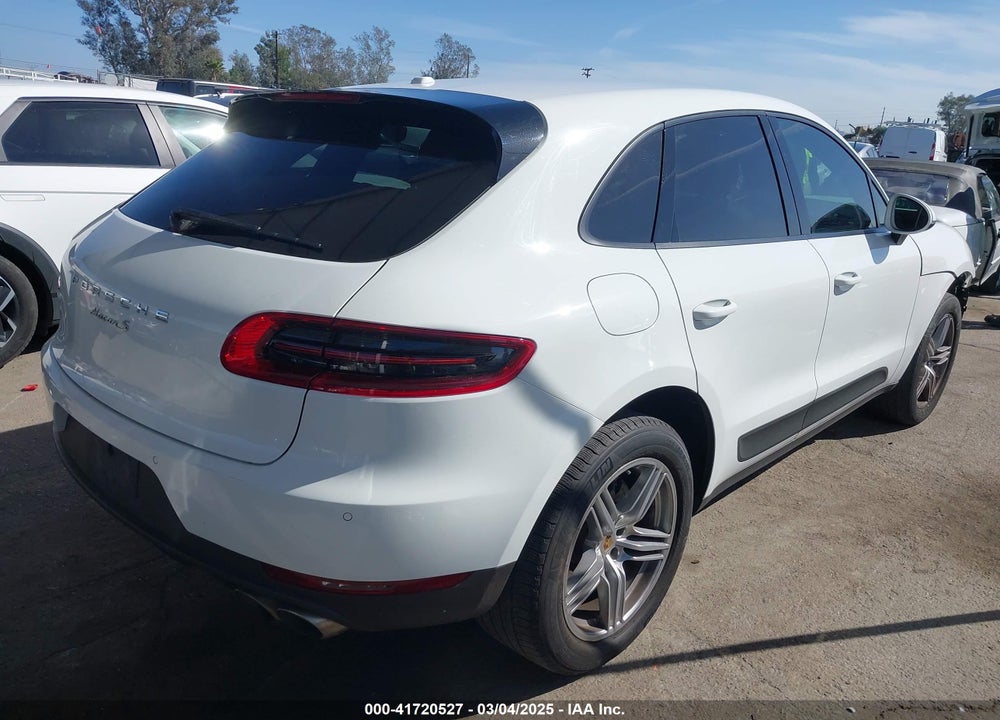 2015 PORSCHE MACAN VIN: WP1AB2A59FLB72666