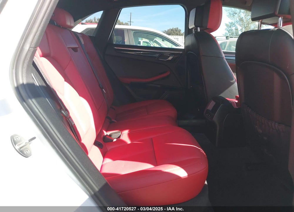 2015 PORSCHE MACAN VIN: WP1AB2A59FLB72666