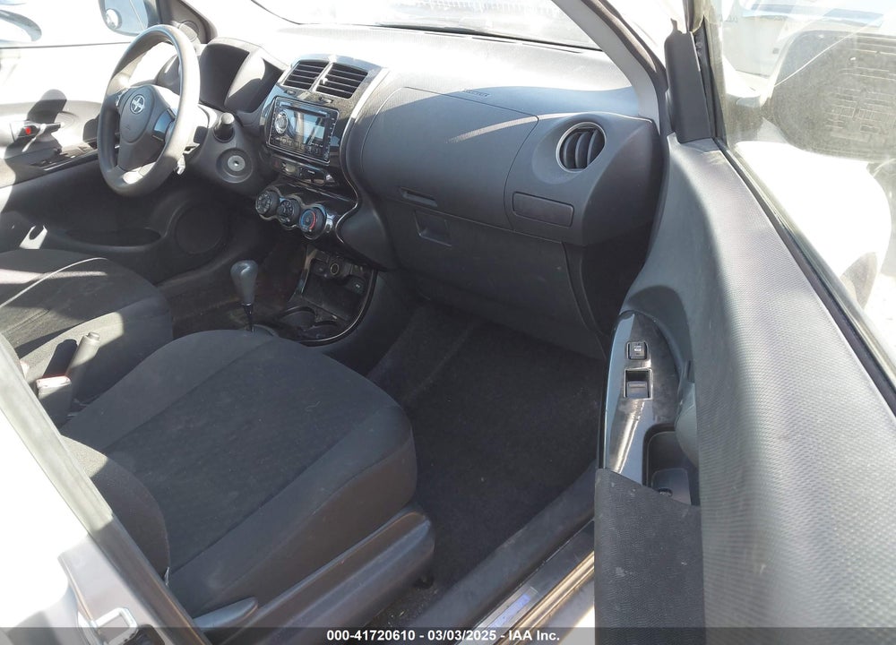 2008 SCION XD VIN: JTKKU10418J018172