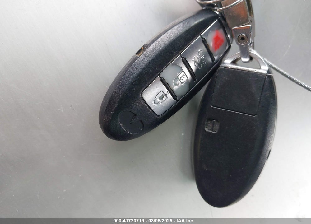 2007 INFINITI G35 VIN: JNKBV61E17M704913