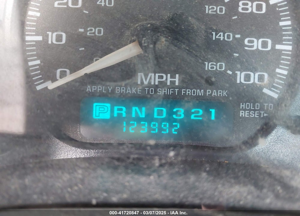 2001 CHEVROLET SILVERADO 1500 VIN: 2GCEK19V211379061