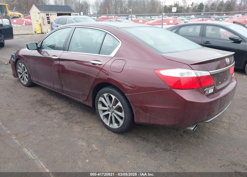 2015 HONDA ACCORD VIN: 1HGCR2F59FA033732