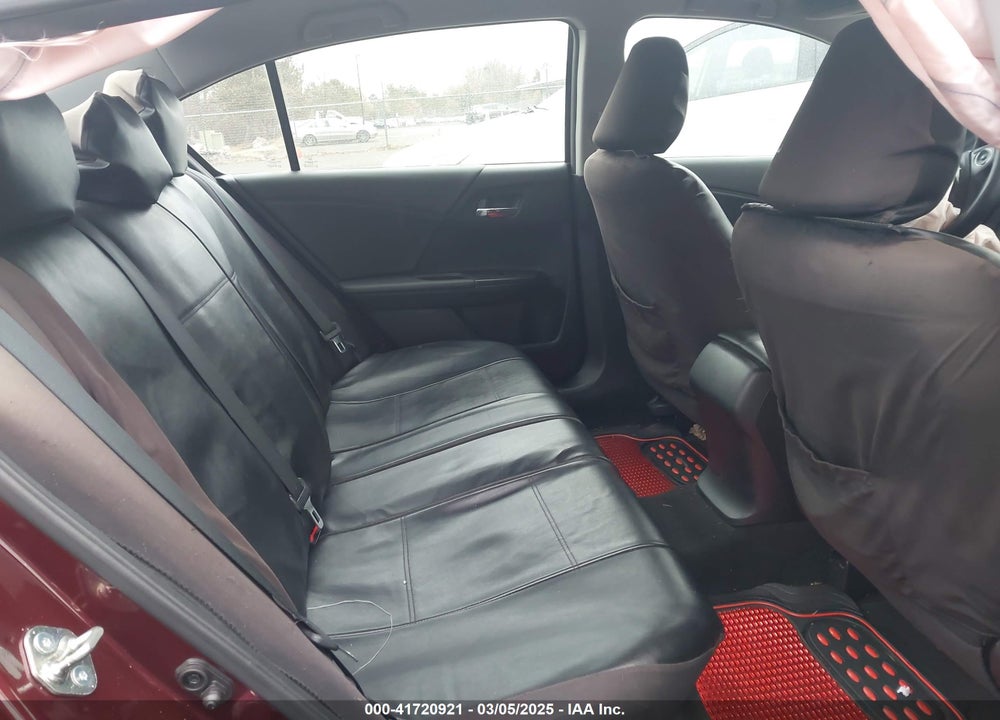 2015 HONDA ACCORD VIN: 1HGCR2F59FA033732