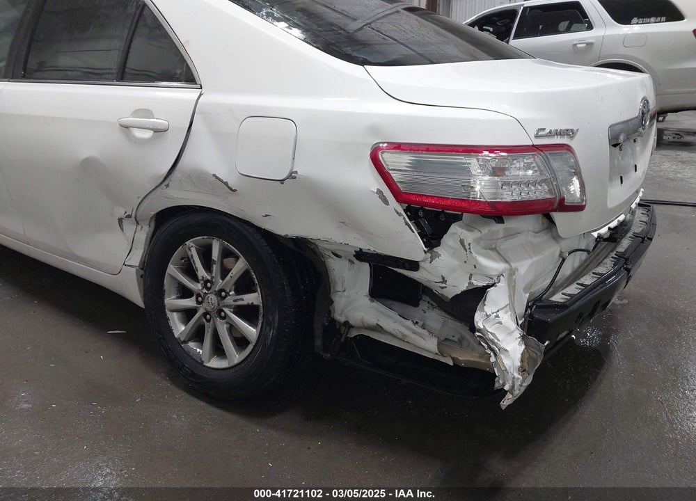 2011 TOYOTA CAMRY HYBRID VIN: 4T1BB3EK2BU136944