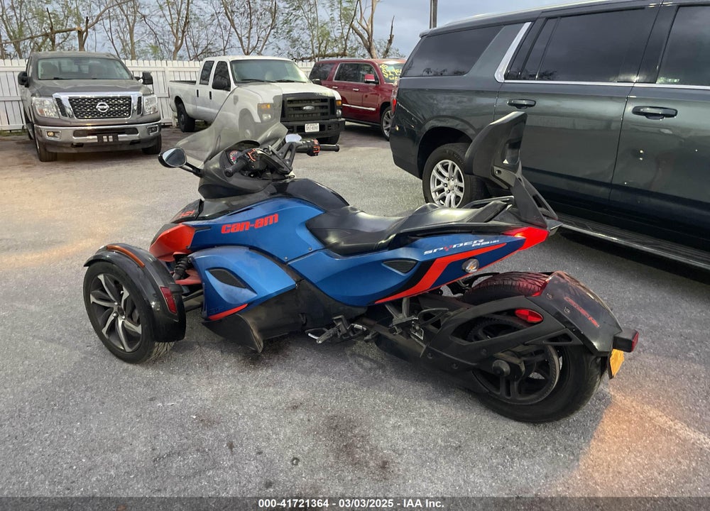 2015 CAN-AM SPYDER ROADSTER RS/RS-S/RS-S SPEC SERIES VIN: 2BXNABC46FV000359